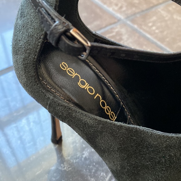 Sergio Rossi T strap pumps - Picture 7 of 8